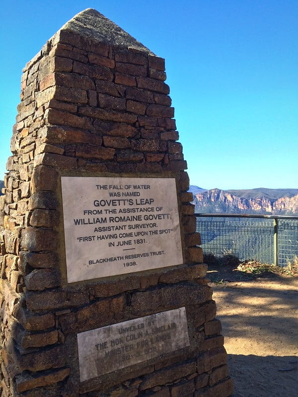 Plaque at the Govetts Leap Lookout