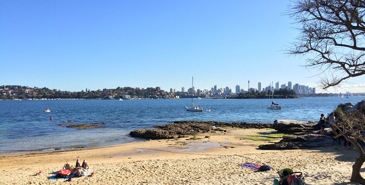 Milk beach and Strickland House in Vaucluse