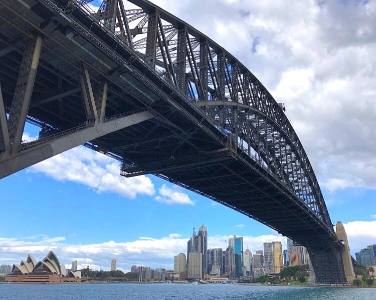 Sydney Harbour Bridge as seen from Milsons Point