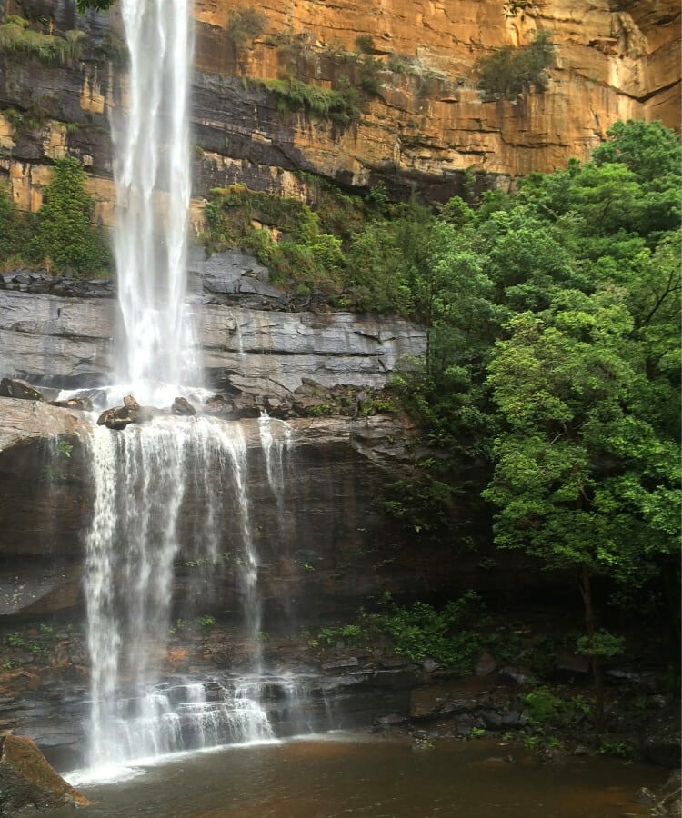 Wentworth Falls is accessible by train