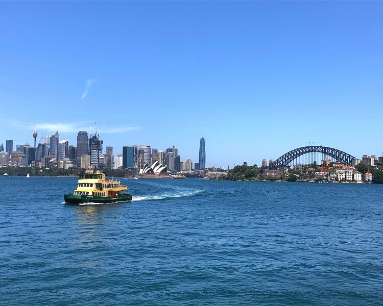 Ferry to Cremorne Point