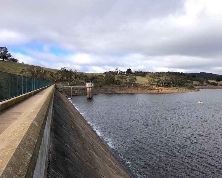 Oberon Dam