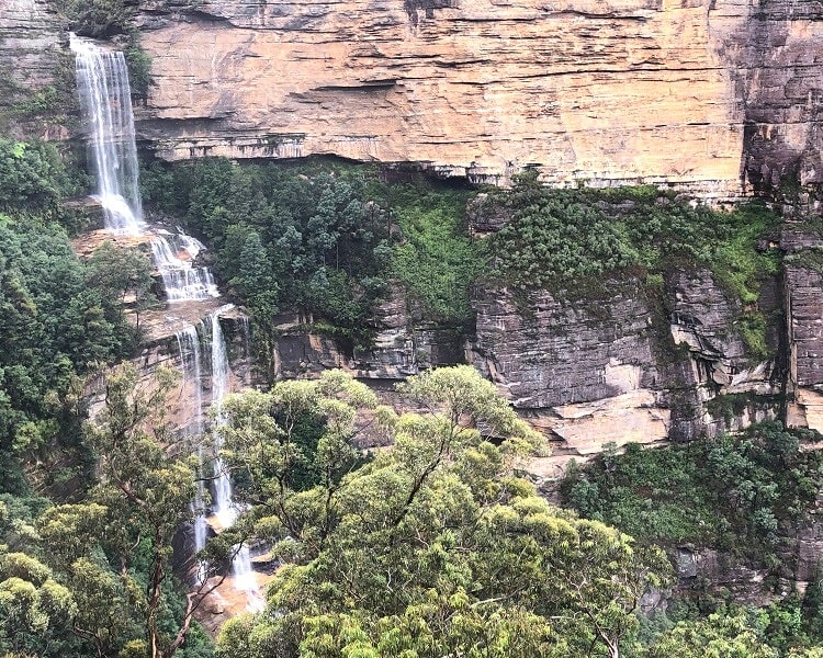 Juliets Balcony overlooking Katoomba Falls and Jamison Valley