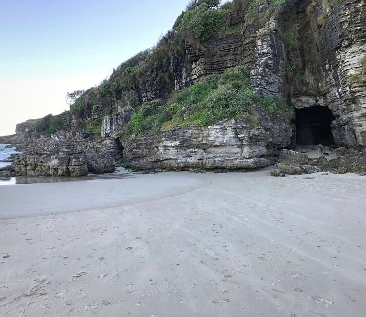 Cave Beach