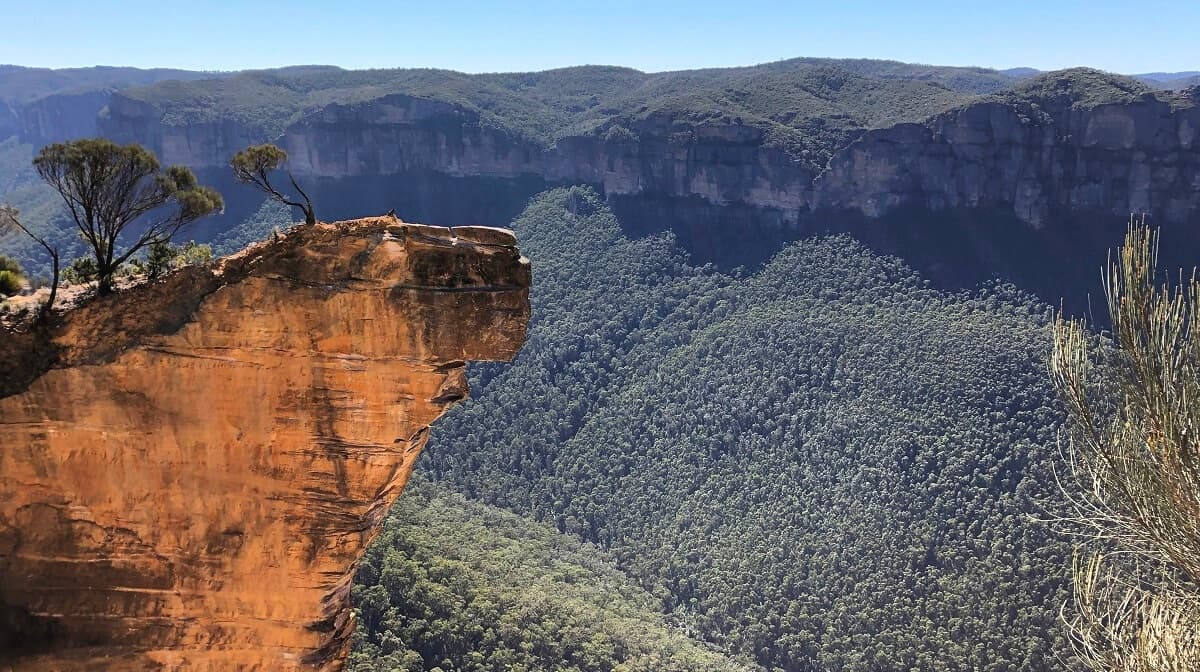 Hanging Rock and the Baltzer Lookout in the Blue Mountains