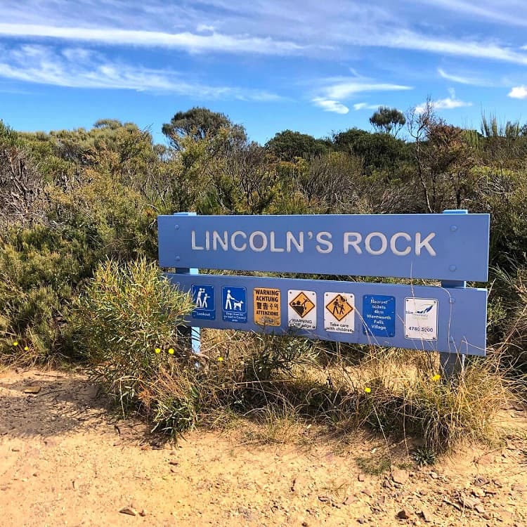 Lincoln's Rock signpost