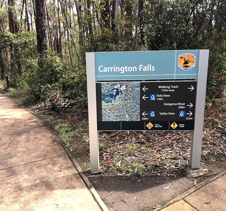 Carrington Falls Walking Track signpost