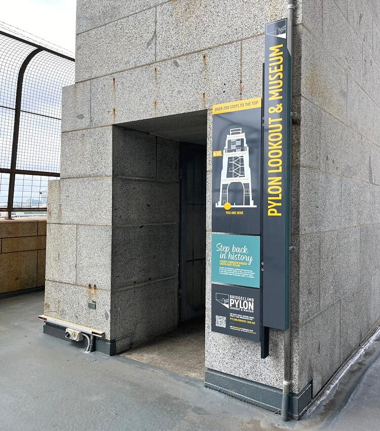 Entrance to the Pylon Lookout and Museum