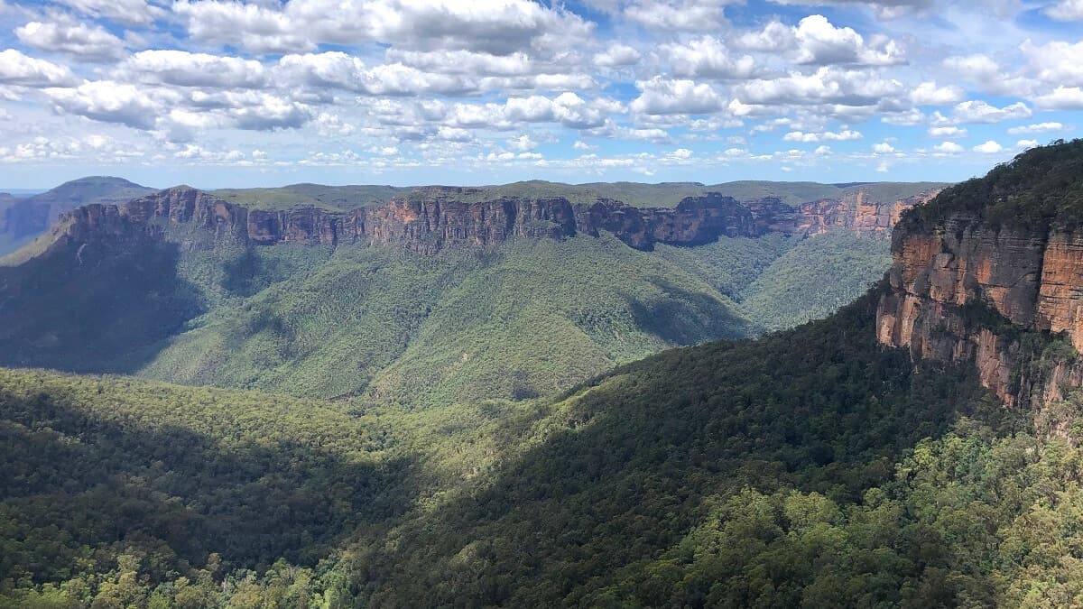 Govetts Leap Lookout and Falls in Blackheath