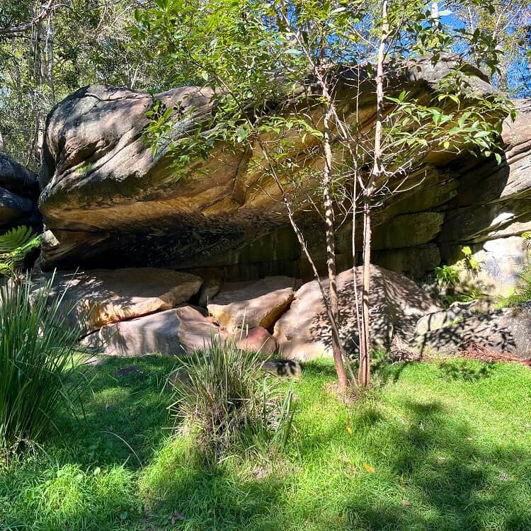 Henry Lawson Cave