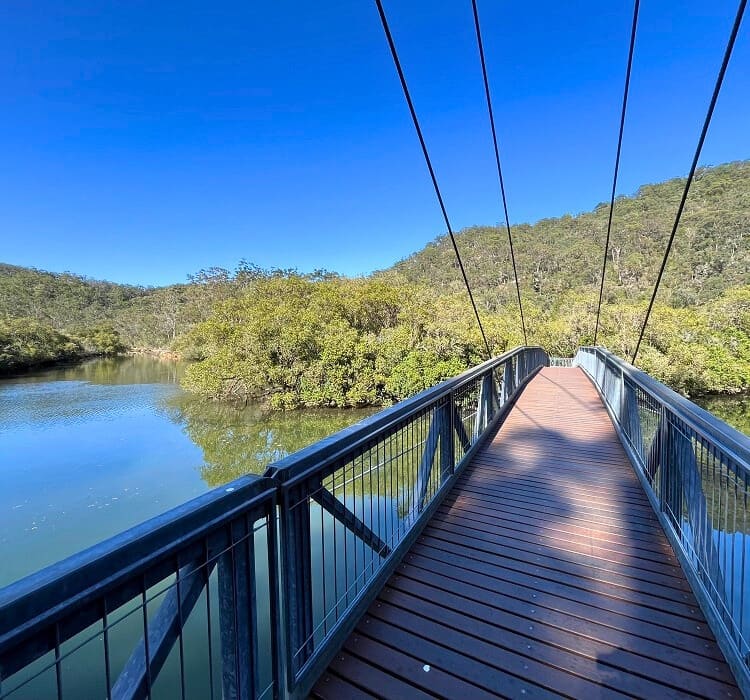 Footbridge over Cockle Creek