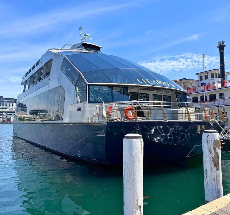 Clearview Cruises glass boat