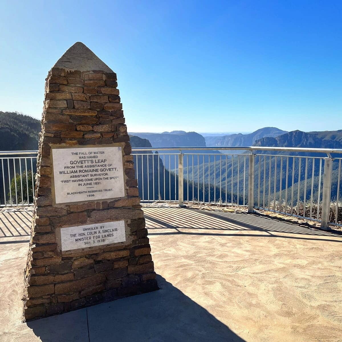 Plaque at the lookout