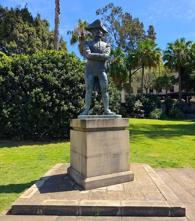 Statue of Captain William Bligh