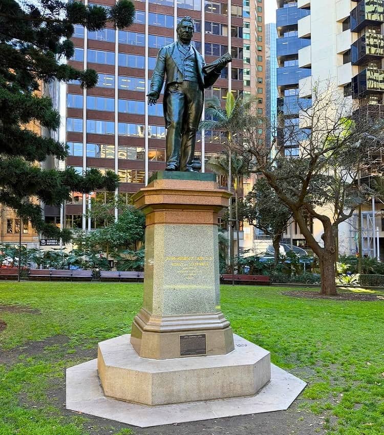 Statue of John Dunmore Lang